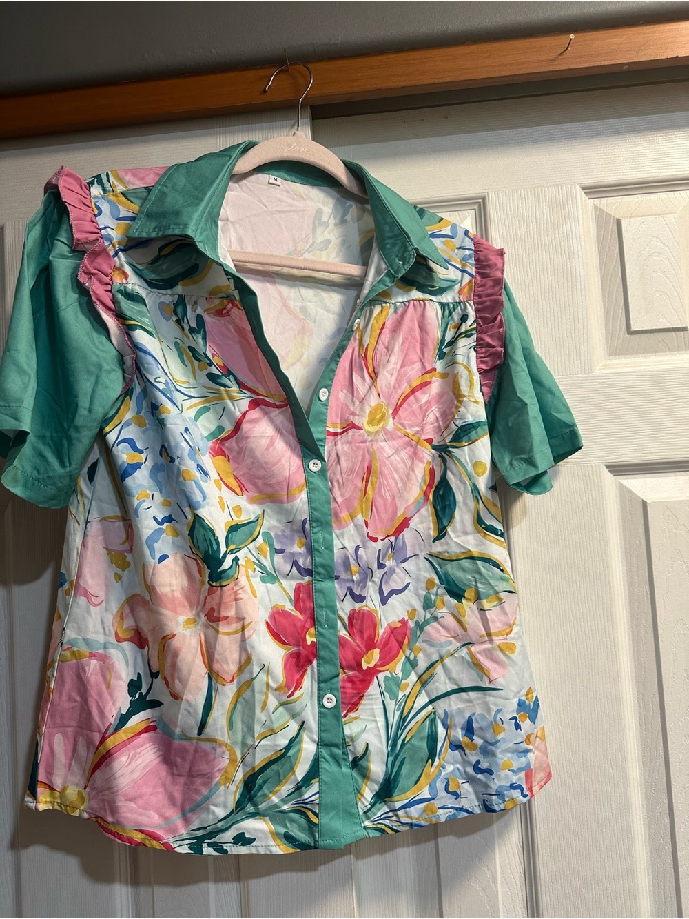 Short-Sleeve Floral Button Front Blouse in Pink & Green